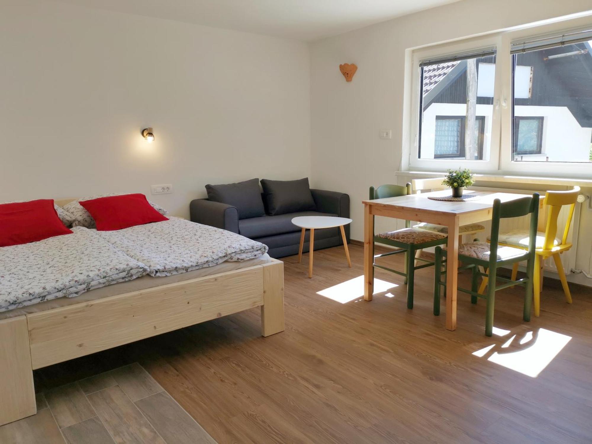 Апартаменты Apartma Pr' Stengarju Бохиньска-Бела Экстерьер фото